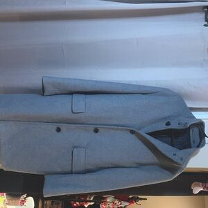 Men’s h&m peacoat
Size 44R